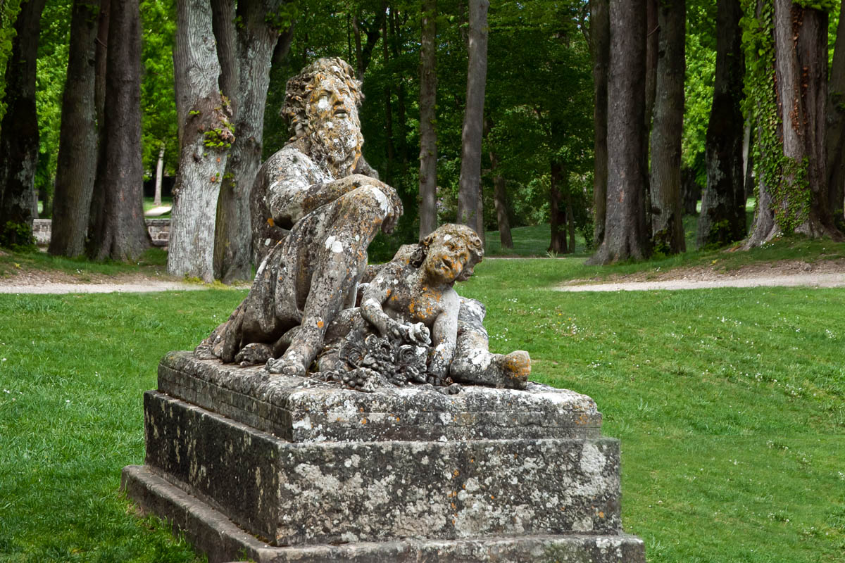 Statues_ANI_1   